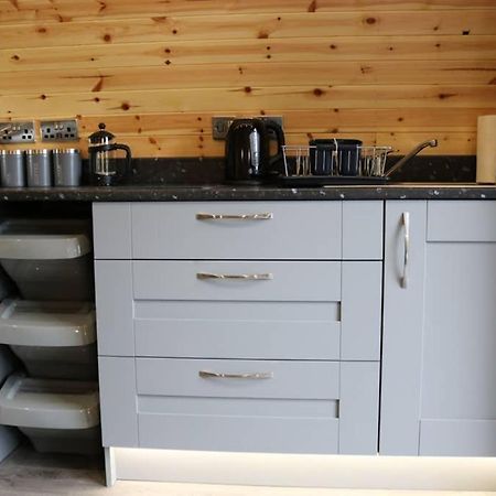 Glampods Glamping Pod - Meet Highland Cows And Sheep Elgin Villa Exterior foto