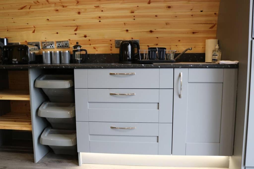 Glampods Glamping Pod - Meet Highland Cows And Sheep Elgin Villa Exterior foto